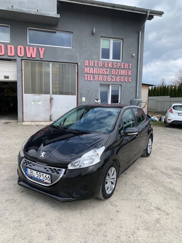 Peugeot 208 I 2012