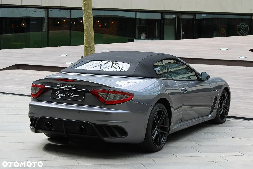 Maserati GranCabrio MC - 4