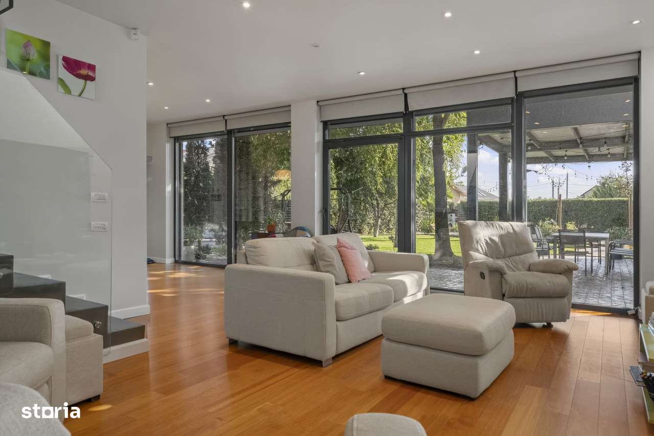 Vanzare vila individuala cu piscina, Berceni Macului-2