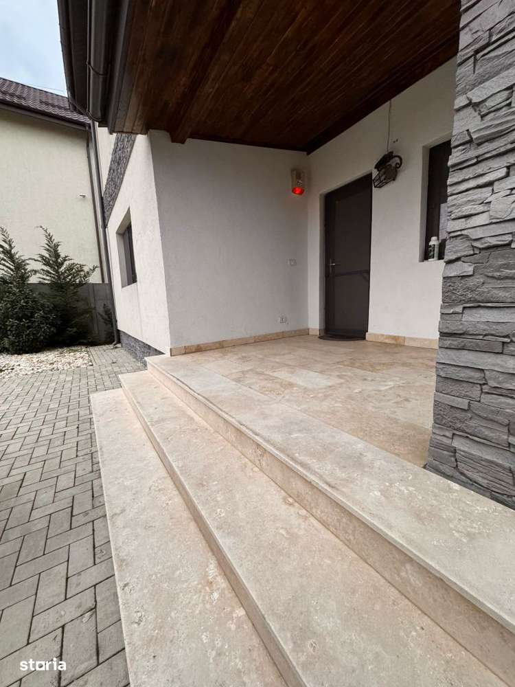 Vila P+1 cu 4 camere - 3 bai, Teren 566 mp - Imagine principală: 5/16