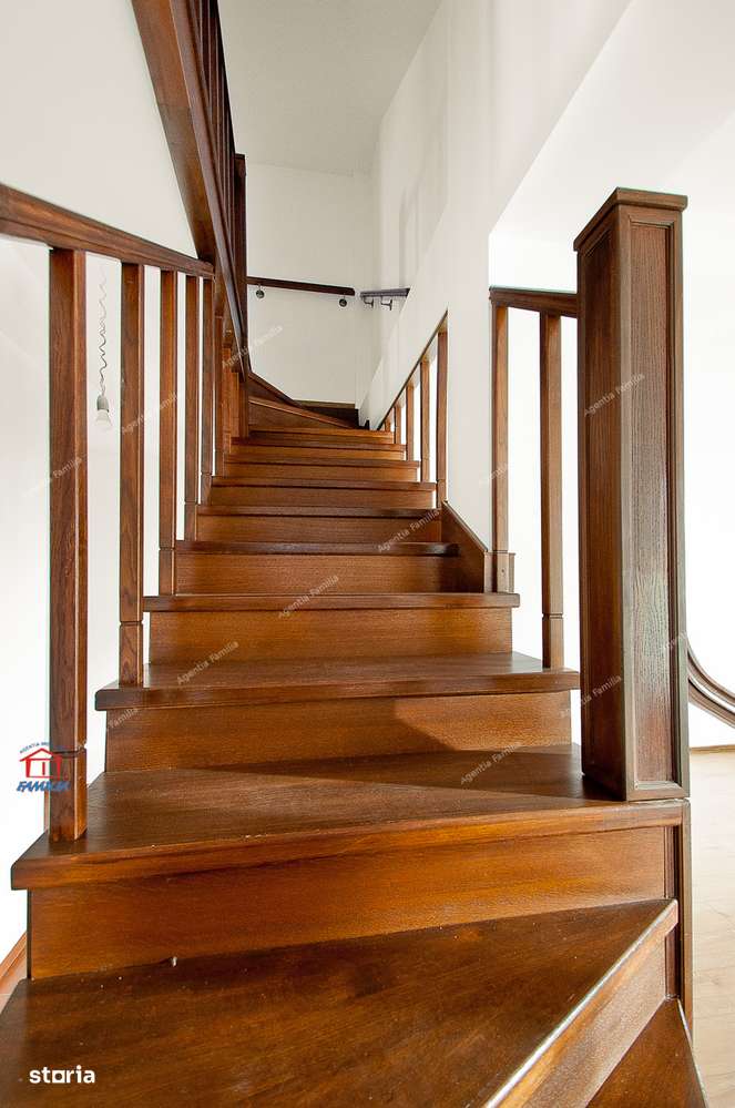 Vilă renovată 2025 5 camere 3 nivele terasă superbă Ofertă rară Galați-2