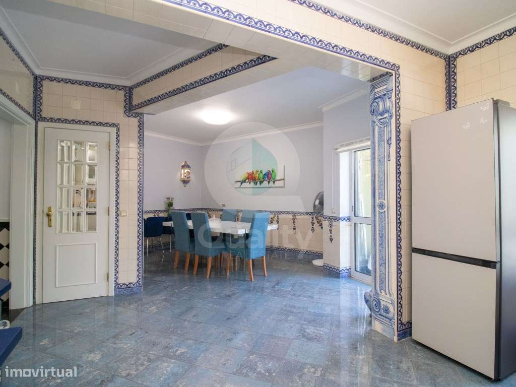 Excelente Apartamento T2 - Baixa da Banheira-27