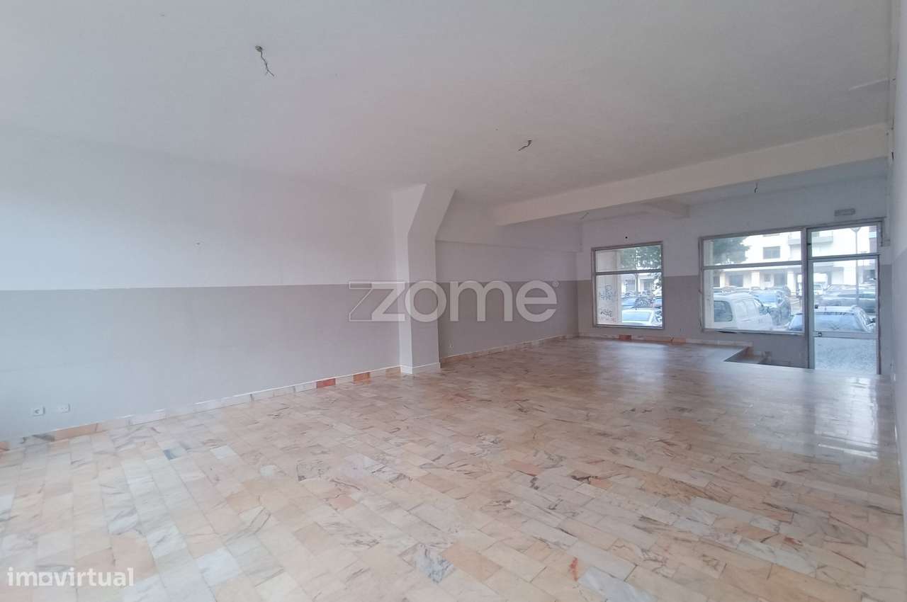 Loja Mem Martins 55 m2 - Grande imagem: 3/15