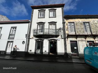 Espaço Comercial no Centro da Ribeira Grande