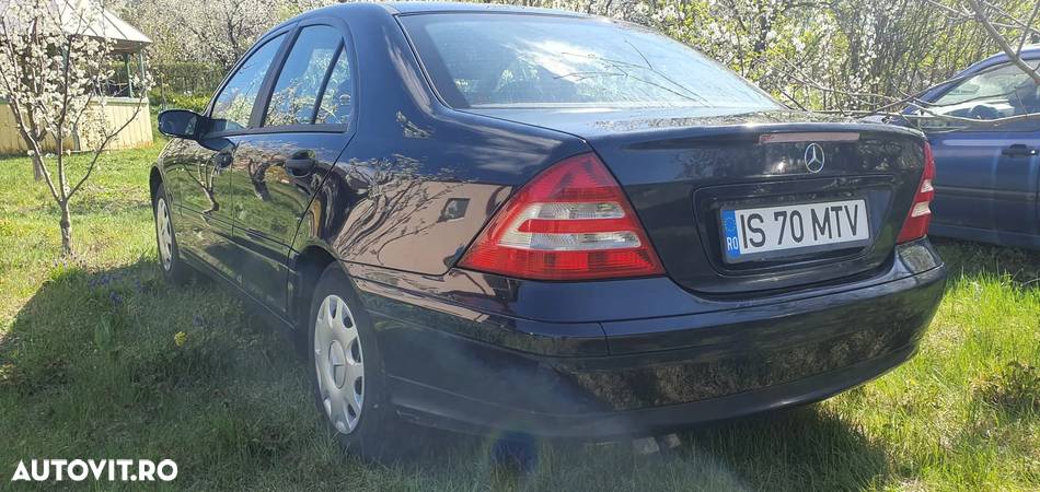 Mercedes-Benz C 180 Estate Kompressor Classic - 2