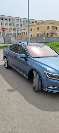 Volkswagen Passat 2.0 TDI DSG 4Motion Highline - 12