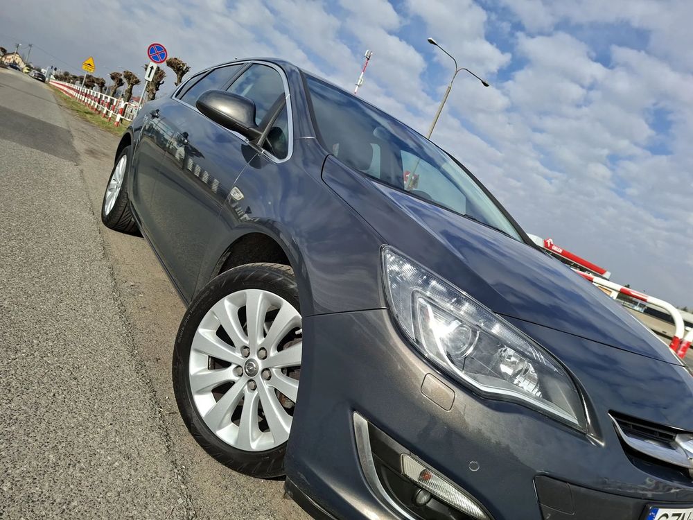 Opel Astra J 1.4 Turbo Exklusiv 2015