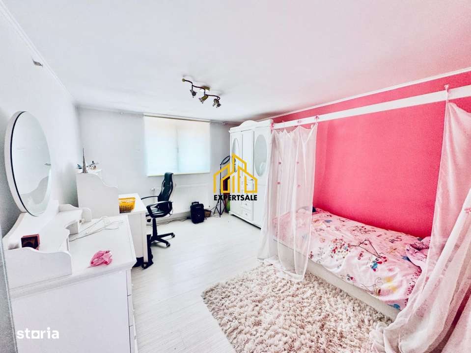 CASA DOMNESTI/ UTILITATI/ 5 CAMERE/CENTRAL - Imagine principală: 4/12