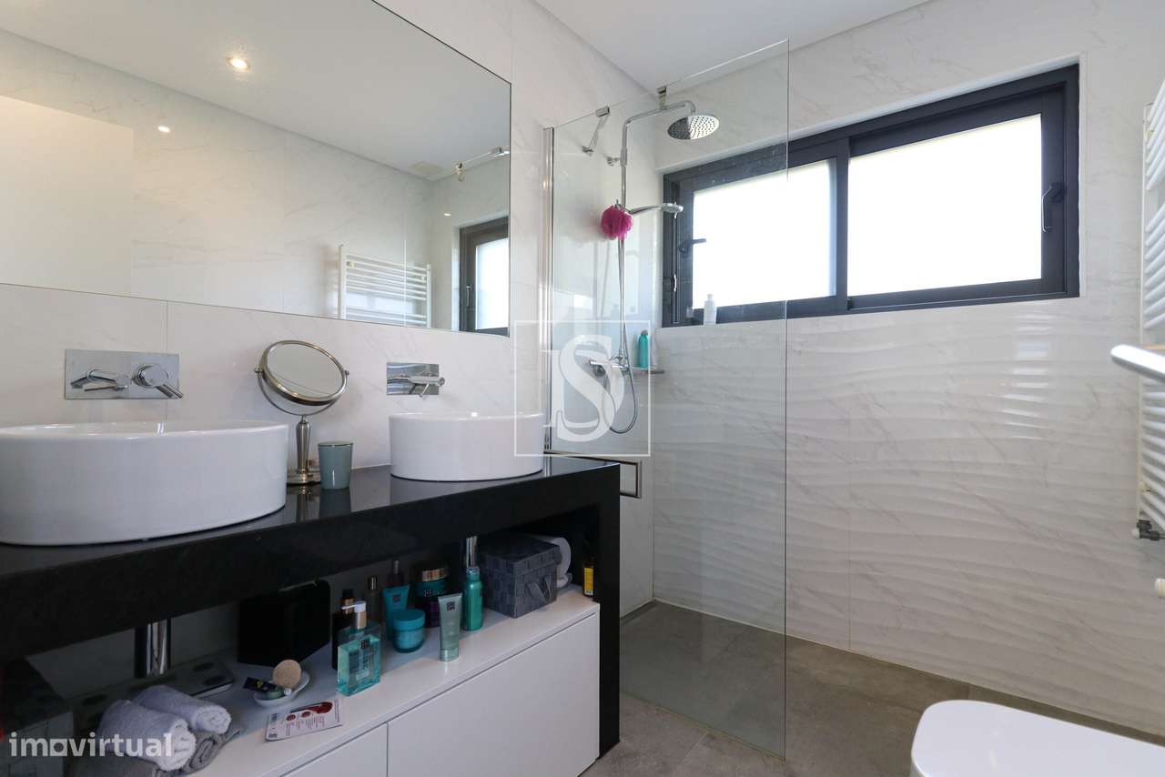 Fantástica moradia T3-31