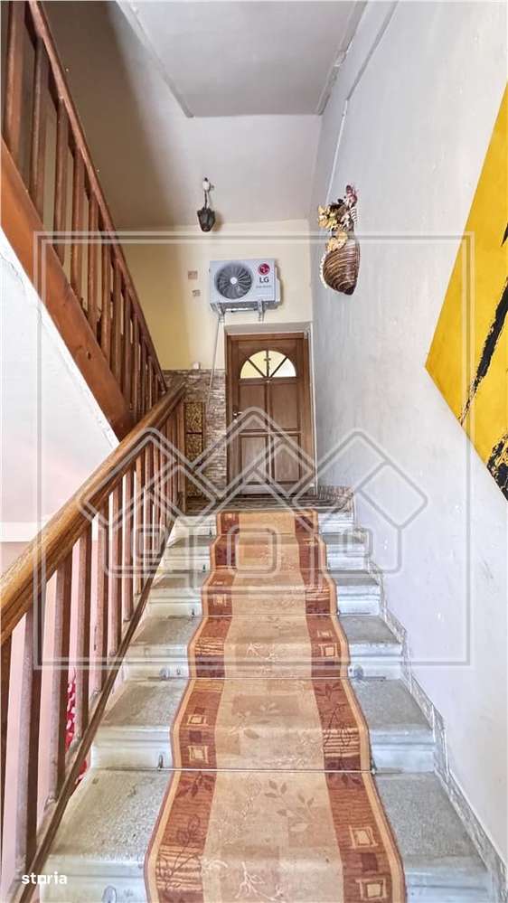 Ap. la vila in Sibiu - curte privata - 114 mp utili - Z. excelenta - Imagine principală: 5/20