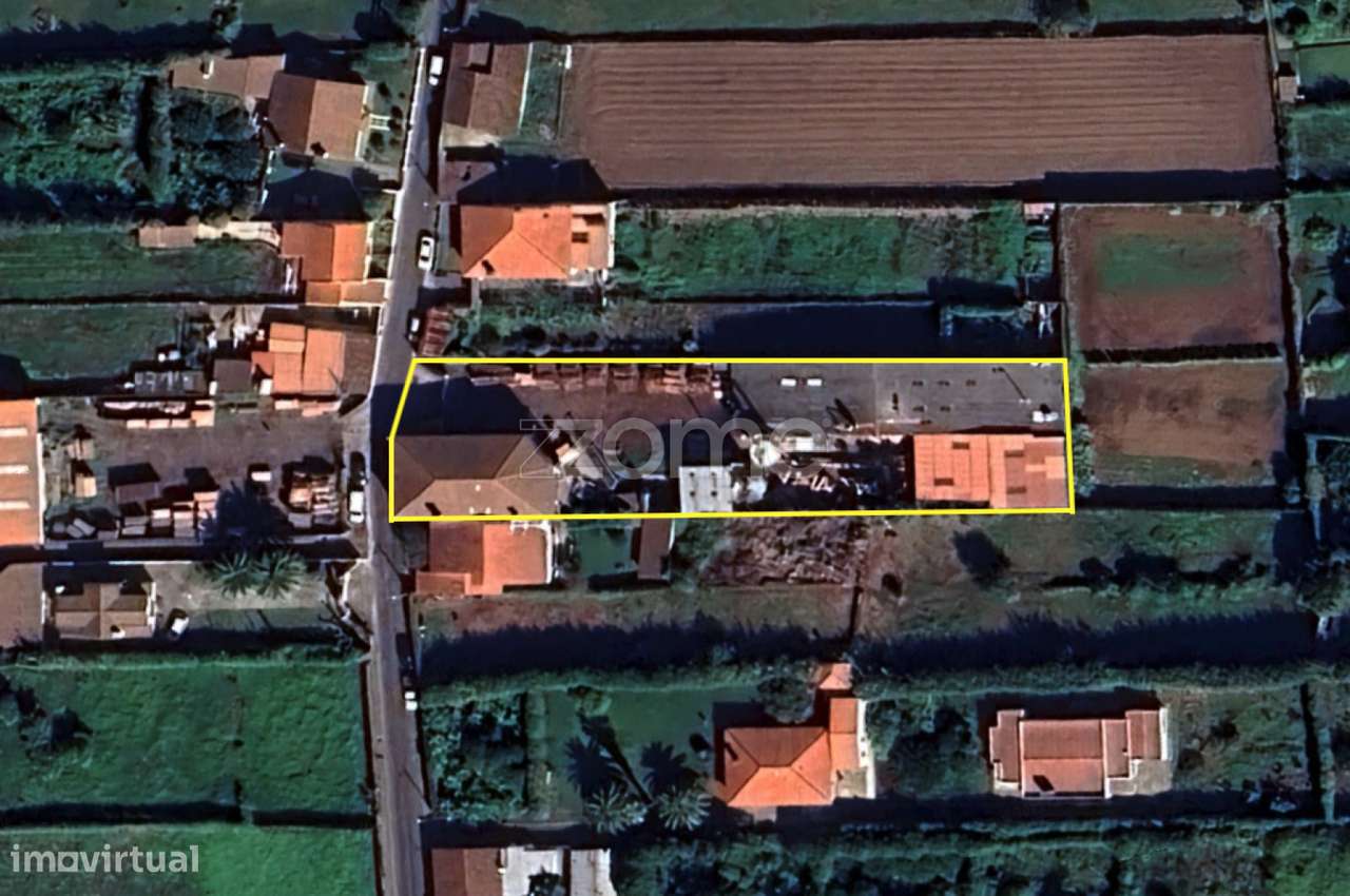 Moradia T4, Armazém e Escritório em Terreno de 2020 m² – Rabo de Pe...-30
