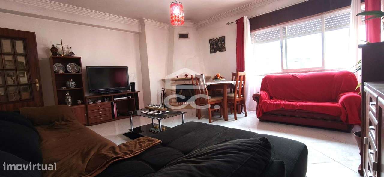 Apartamento T3 com Excelente Localização em Caneças-20