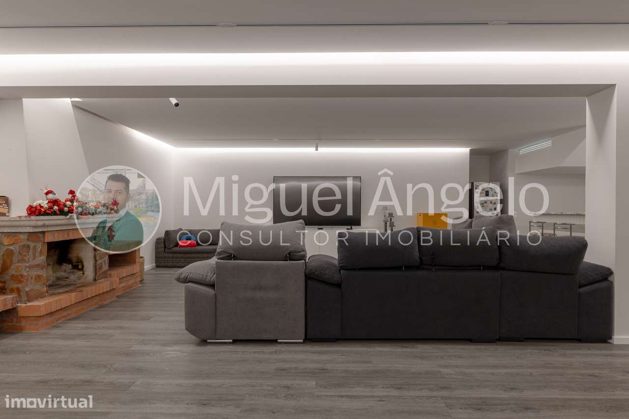 Moradia de luxo c/ piscina - pronta a habitar em Gondomar - 4 frentes-41