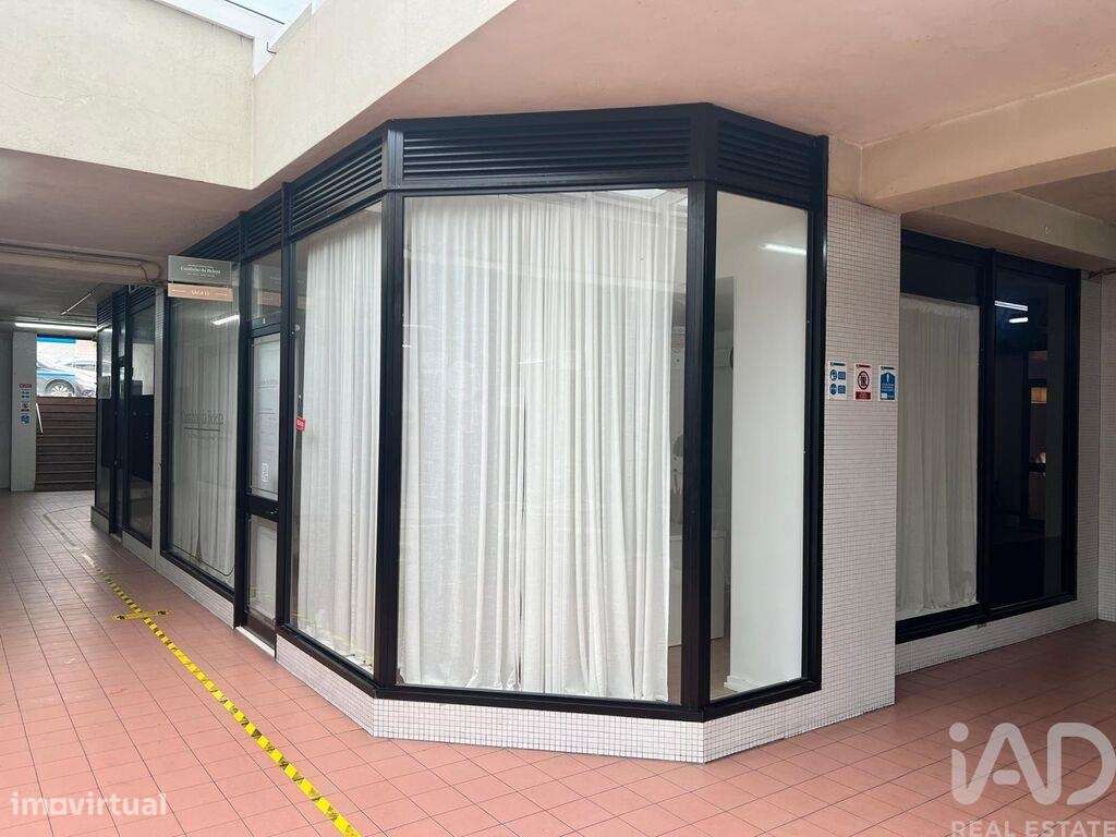 Loja / Estabelecimento Comercial em Bonfim de 25,00 m2 - Grande imagem: 3/26