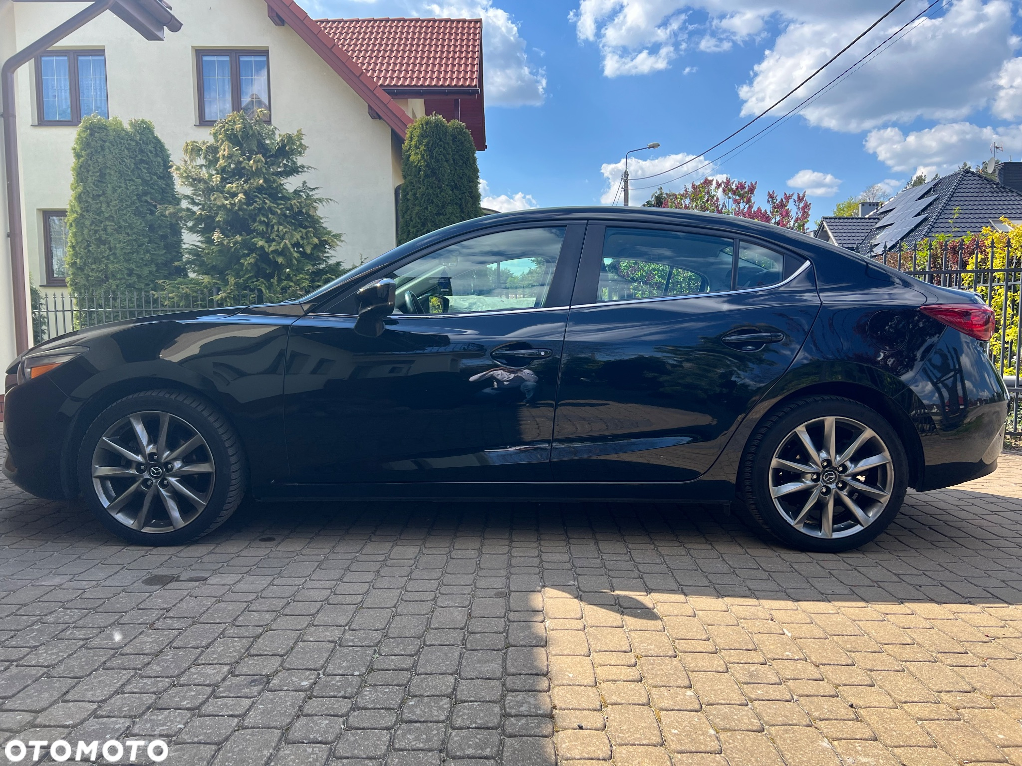 Mazda 3 - 4