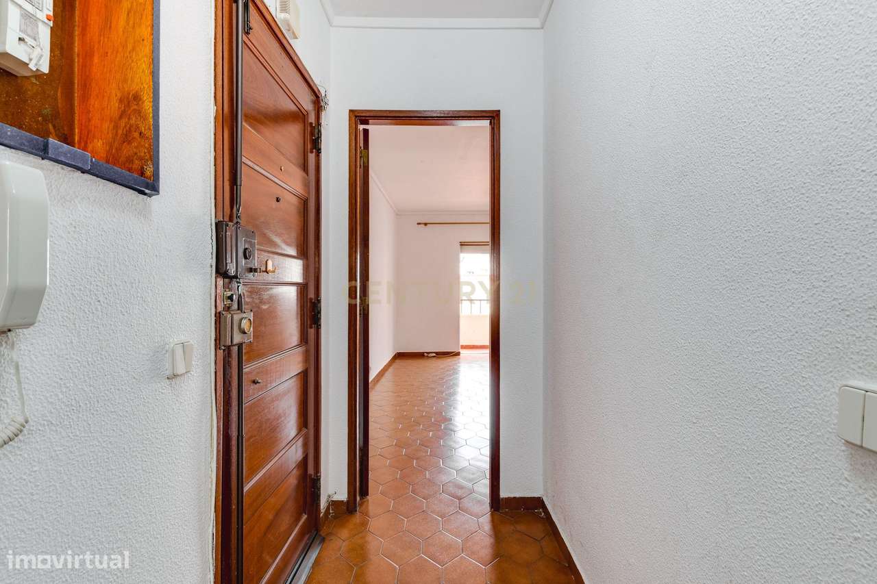 Apartamento T1 na Costa da Caparica - Oportunidade Única! - Grande imagem: 4/22
