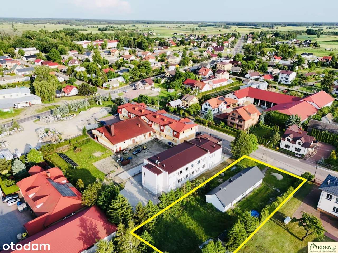 Sprzedam  budynek   parterowy ok 130m2  w centrum Wojcieszkowa - Pełny obrazek: 2/16