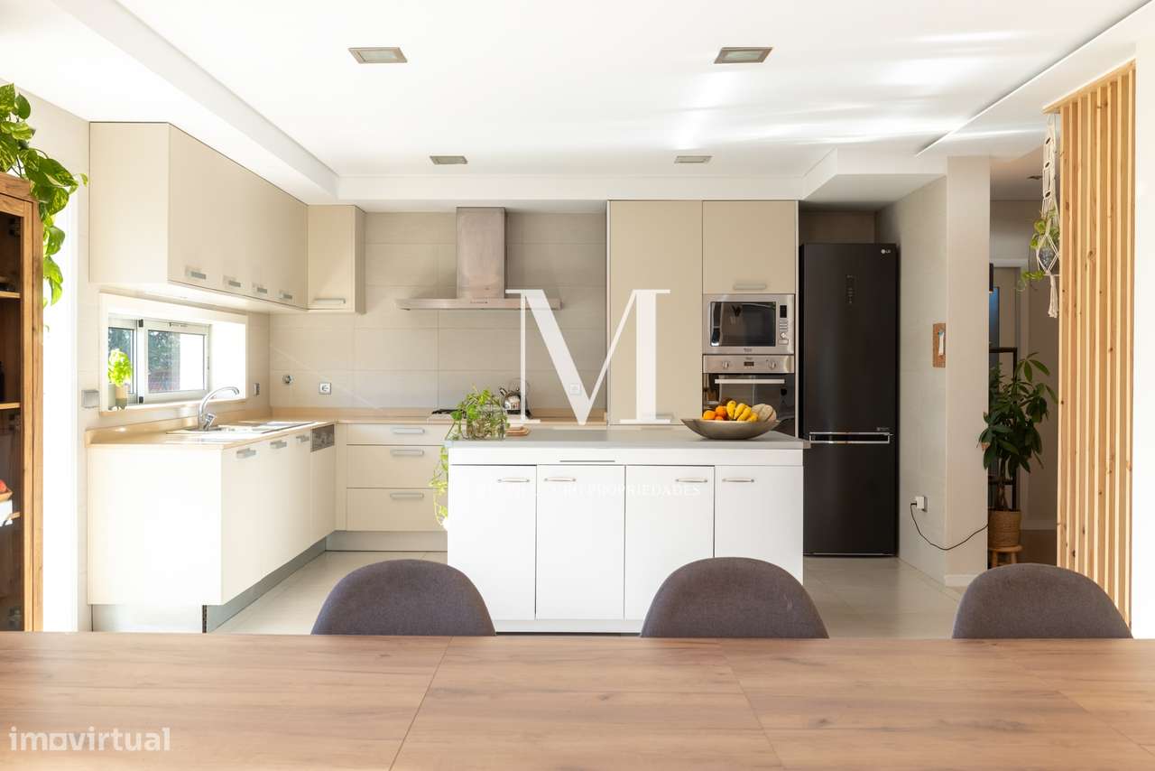 Famalicão | Propriedade T3+1 Térrea | 1.500 m² | Piscina | Jardim | LU-53