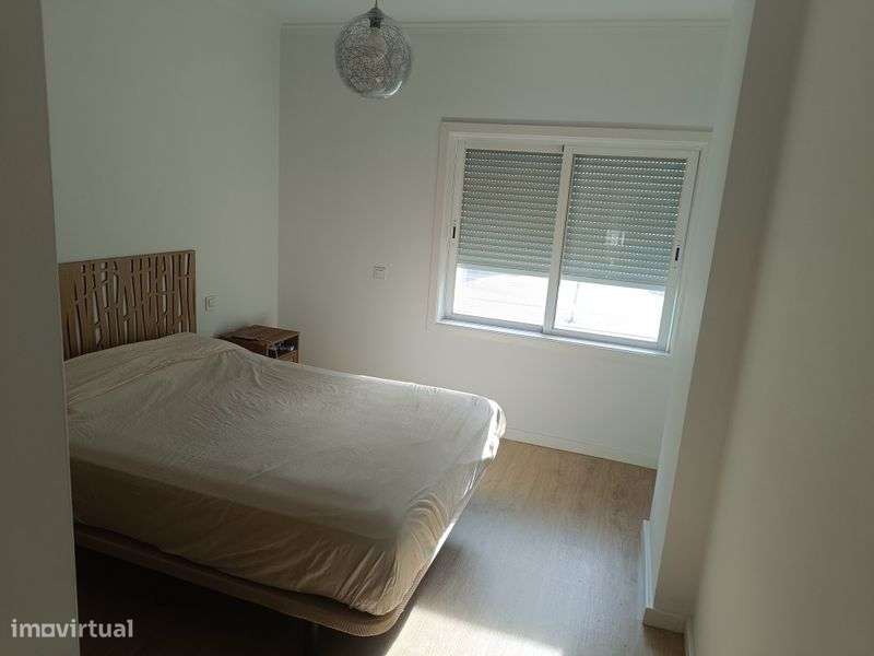 Apartamento T1 para arrendamento na rua de Santana Leça do Balio - Grande imagem: 5/12