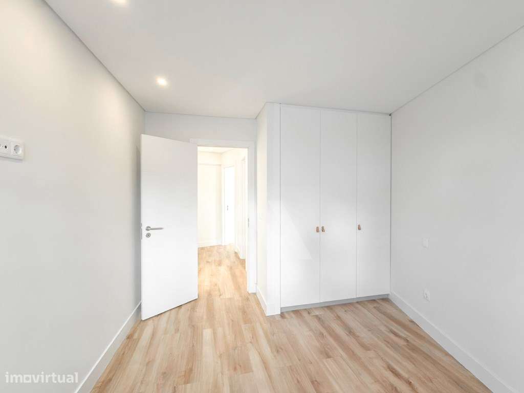 Apartamento T2 no Monte Estoril a 5 Minutos da Praia-13