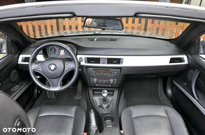 BMW Seria 3 325i Cabrio Edition Exclusive - 11