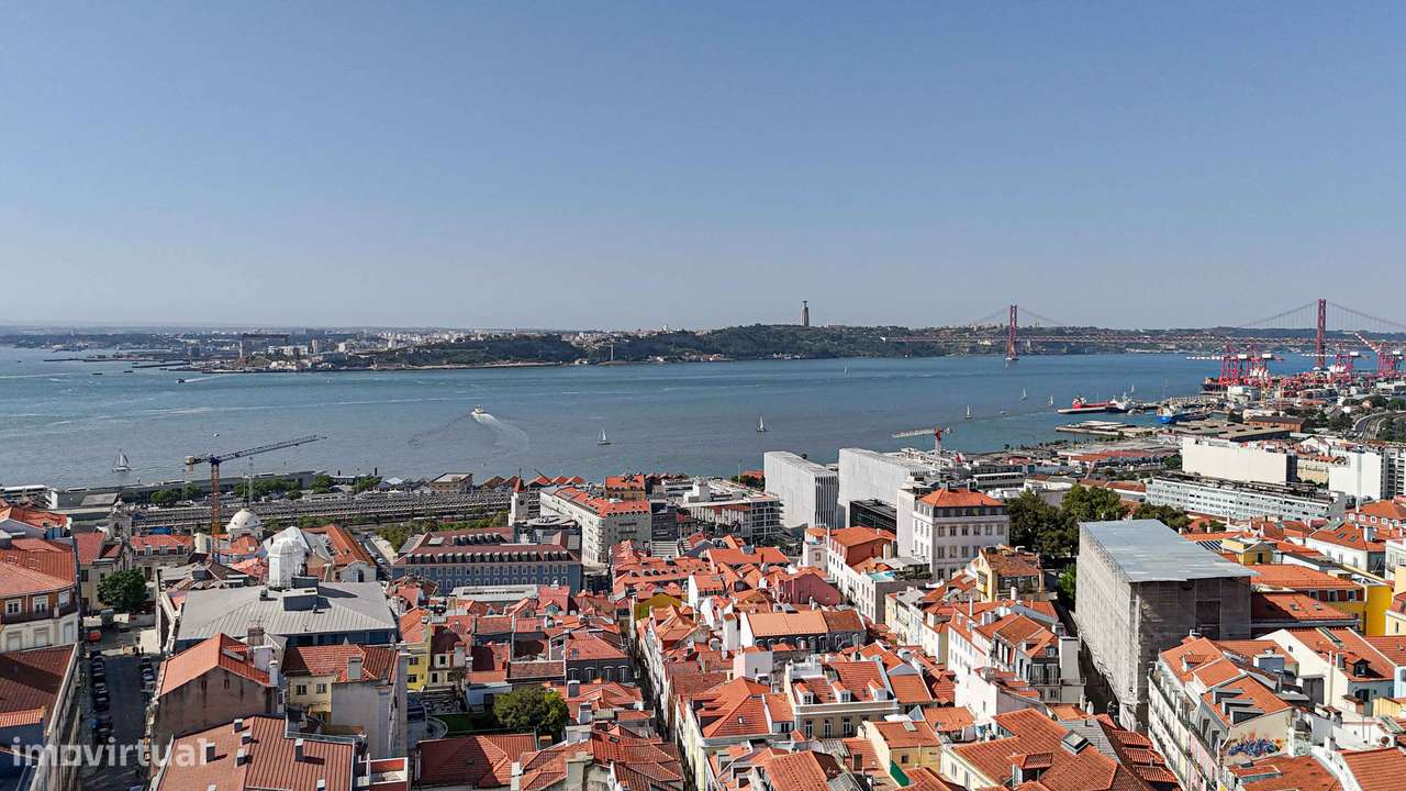 Charmoso apartamento T0 no icónico bairro da Bica, Chiado-19