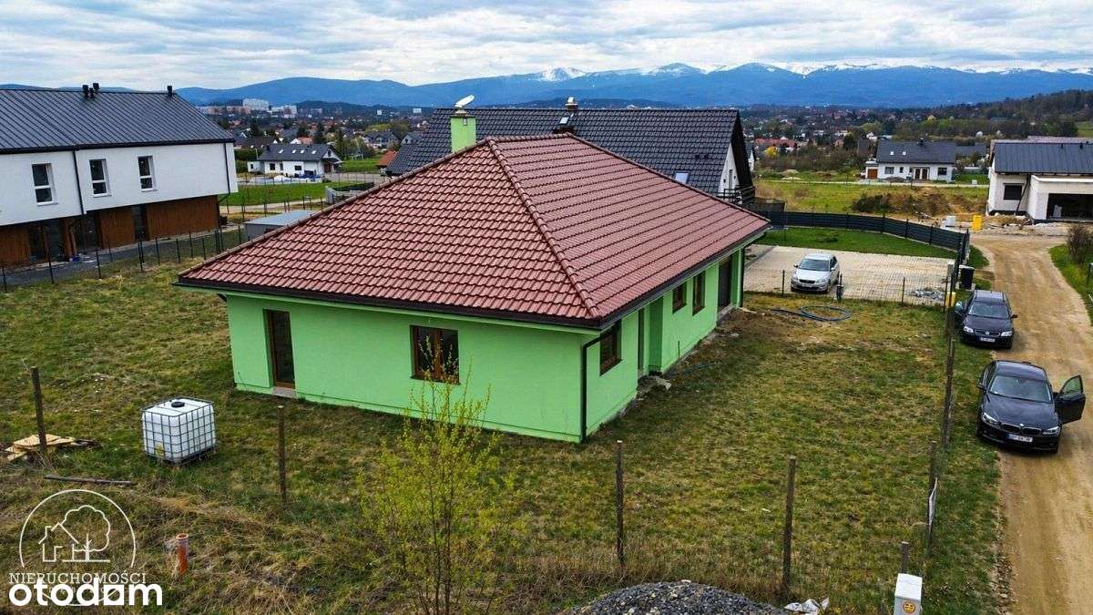 Jeżów Sudecki - nowoczesny dom parterowy w stanie