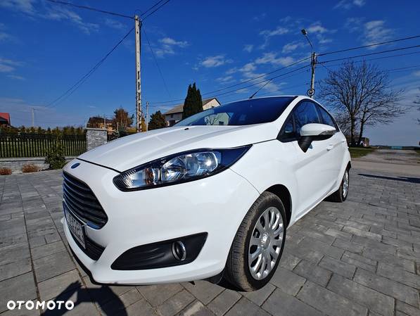 Ford Fiesta 1.5 TDCi Ambiente - 12