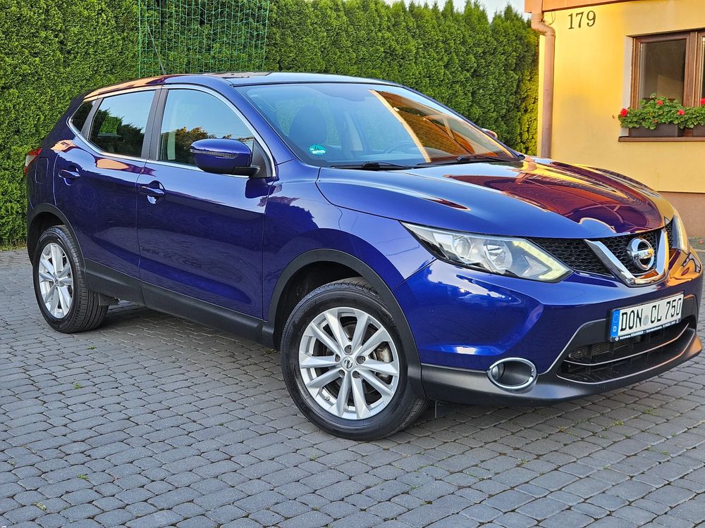 Nissan Qashqai II (2013-2021) 1.2 DIG-T N-Connecta 2015