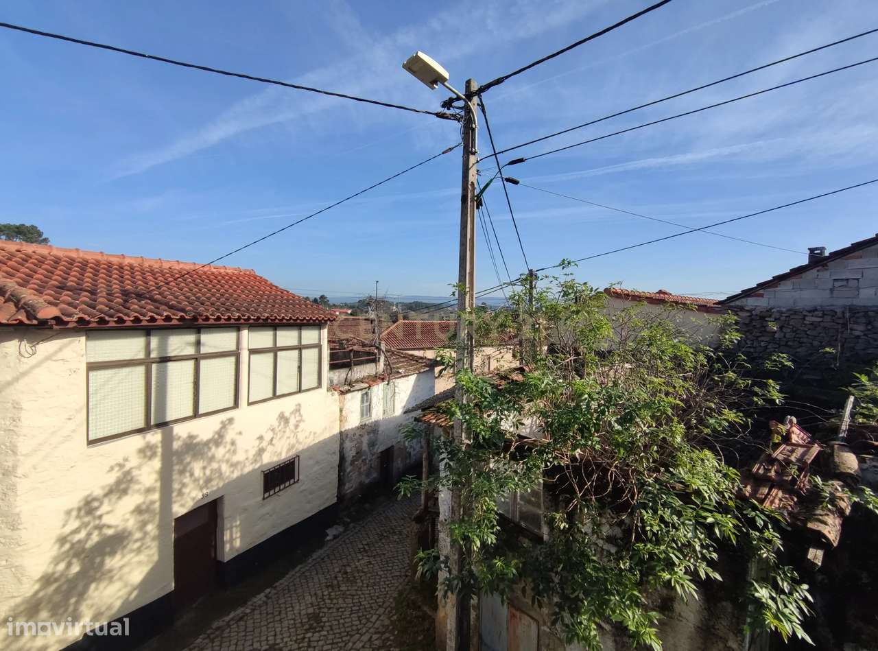 Moradia para recuperar a 5kms da cidade de Chaves-20