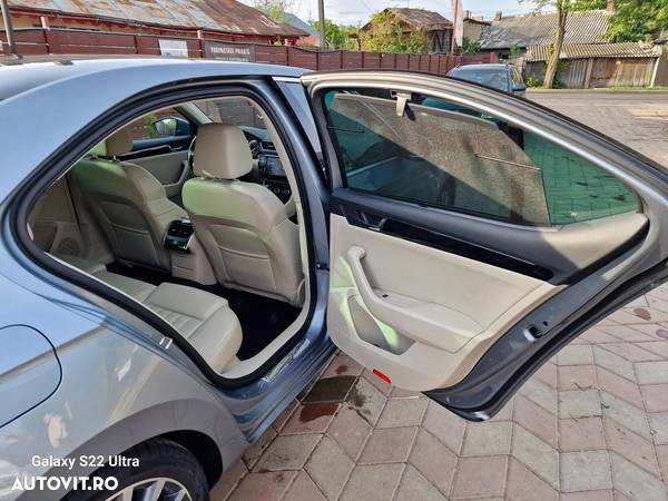 Skoda Superb 2.0 TDI DSG L&K - 10