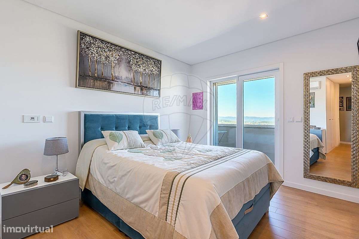 Apartamento T5 de Luxo Penthouse com terraço-19