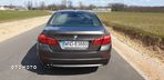 BMW Seria 5 525d xDrive - 14