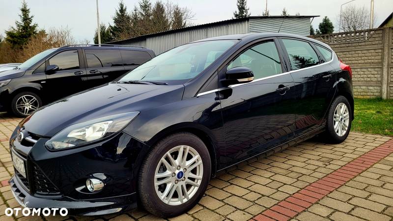 Ford Focus Turnier 1.0 EcoBoost Start-Stopp-System ST-Line - 2