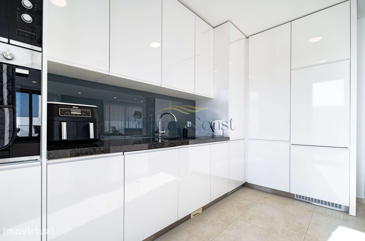 Moradia T4+1 de luxo com elevador-30