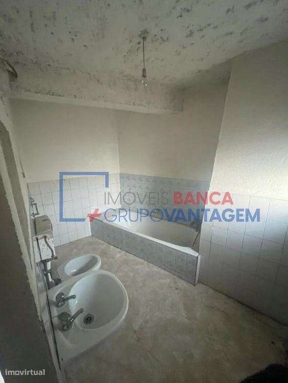 MORADIA T2 - VILA REAL - Grande imagem: 4/11