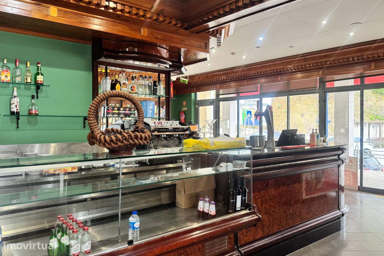 Imóvel Comercial - Restaurante e Café no Luso-10