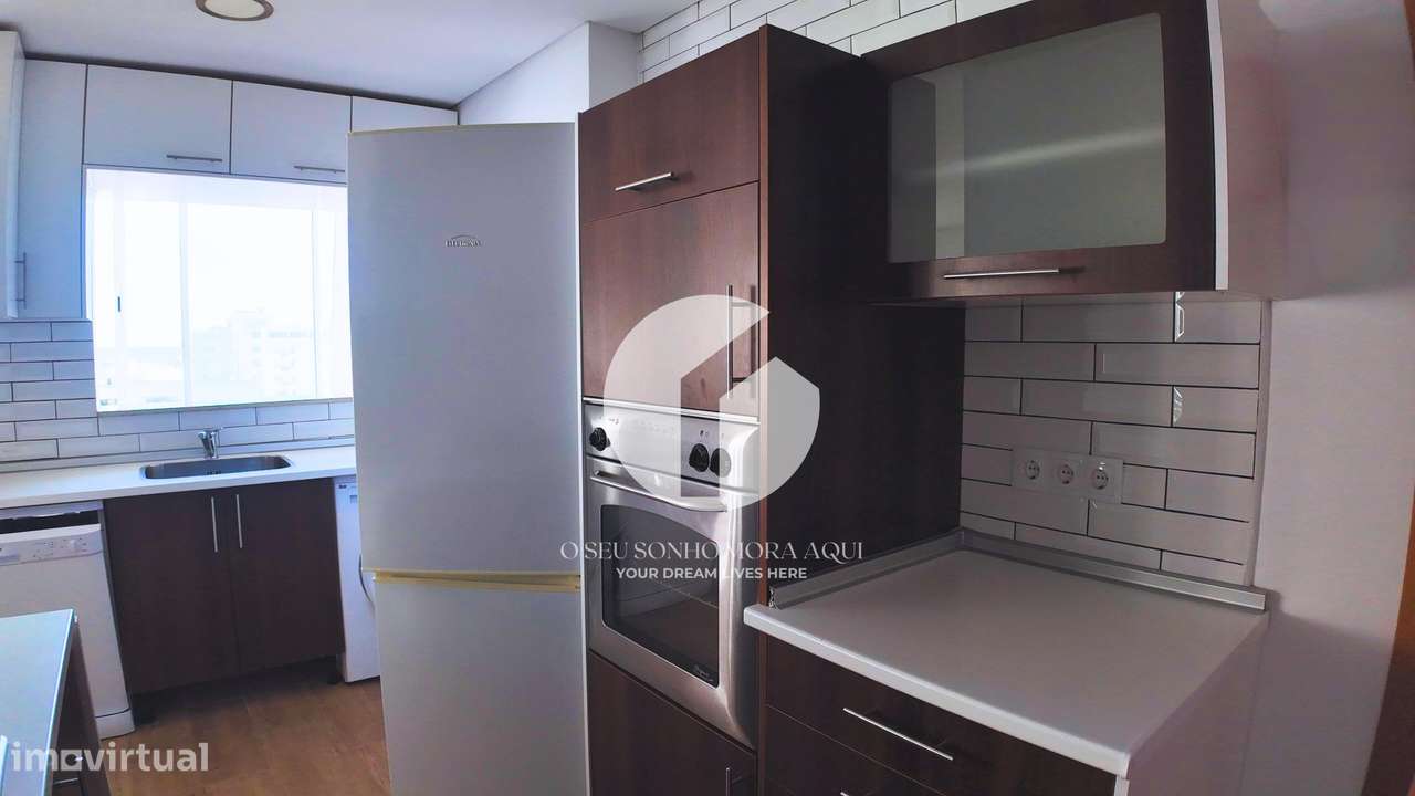 Apartamento T2 em Faro - Av. 5 de Outubro-9