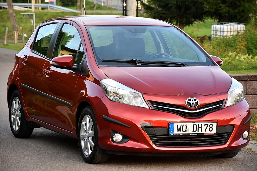 Toyota Yaris III (2011-2019) 1.33 VVT-i Multidrive S Edition 2014 2013