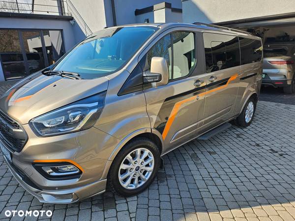 Ford Tourneo Custom - 10