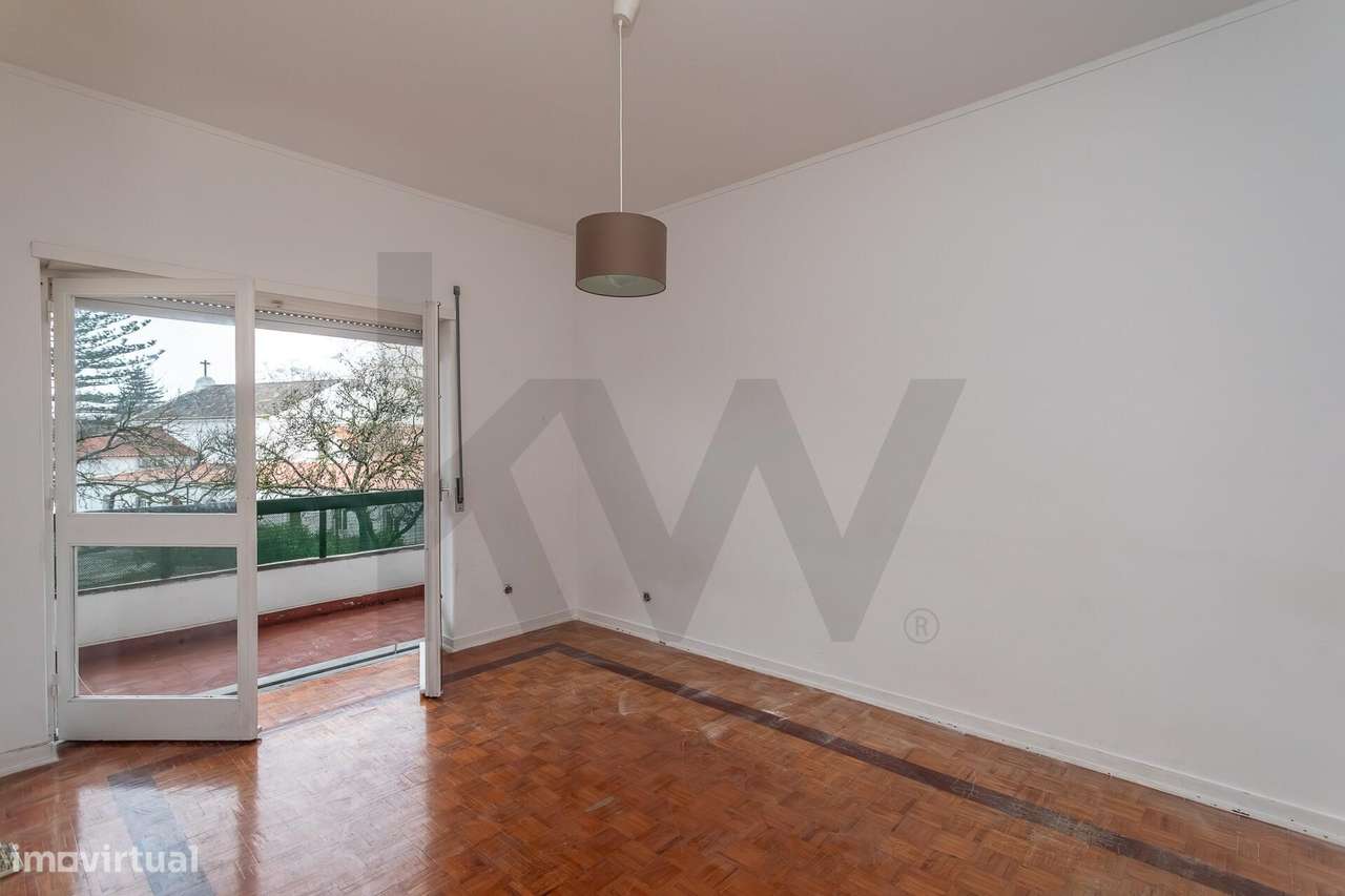 Arrendamento T2com varanda  - centro Carcavelos - Grande imagem: 3/32