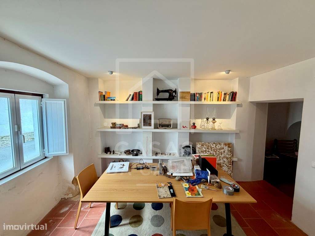 Moradia T5 com quintal e terraço em Vila Alva-6