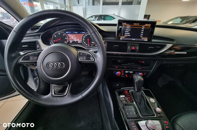 Audi A6 - 8