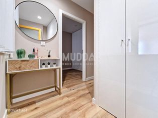 Apartamento Moderno no Centro da Cidade  – Totalmente Renovado e Pront - Grande imagem: 3/8