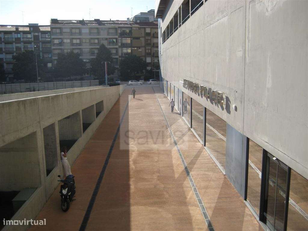 Lojas na Boavista (Estádio do Bessa) | LEA 01100 - Grande imagem: 4/7