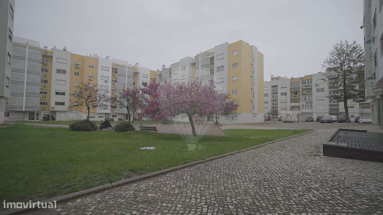 Apartamento T2 Para Venda Em Vila Cha