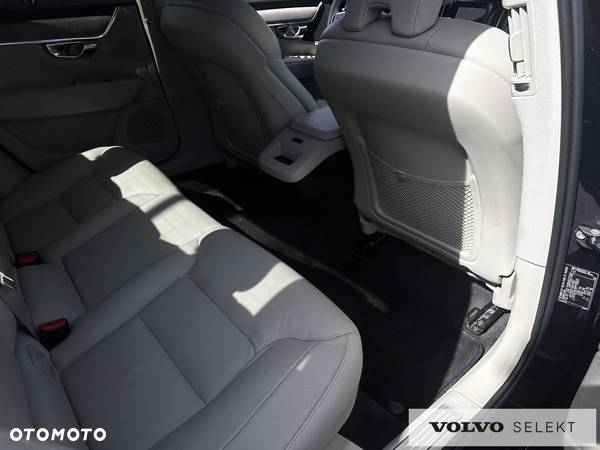 Volvo S90 - 23