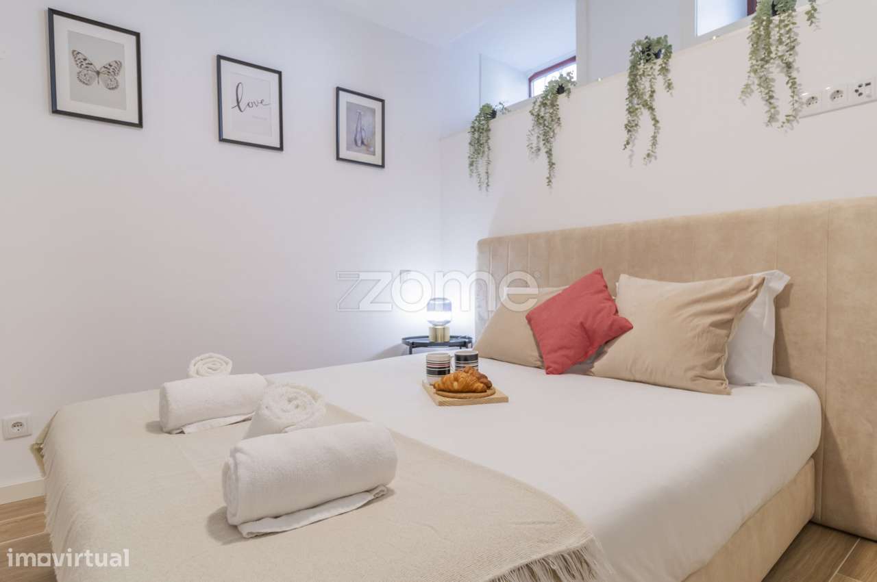 Apartamento T1 Duplex com 62m2 na Rua Duque de Saldanha, Porto. - Grande imagem: 5/25