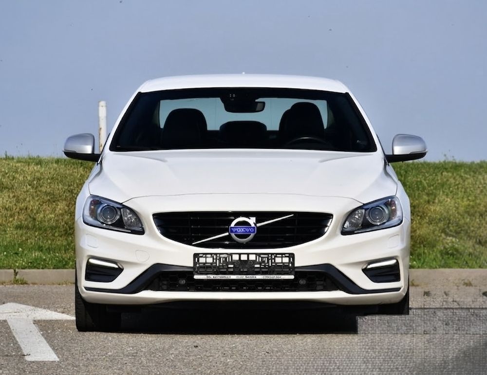 Volvo S60 II [2010 - 2018] D5 Geartronic RDesign 2016
