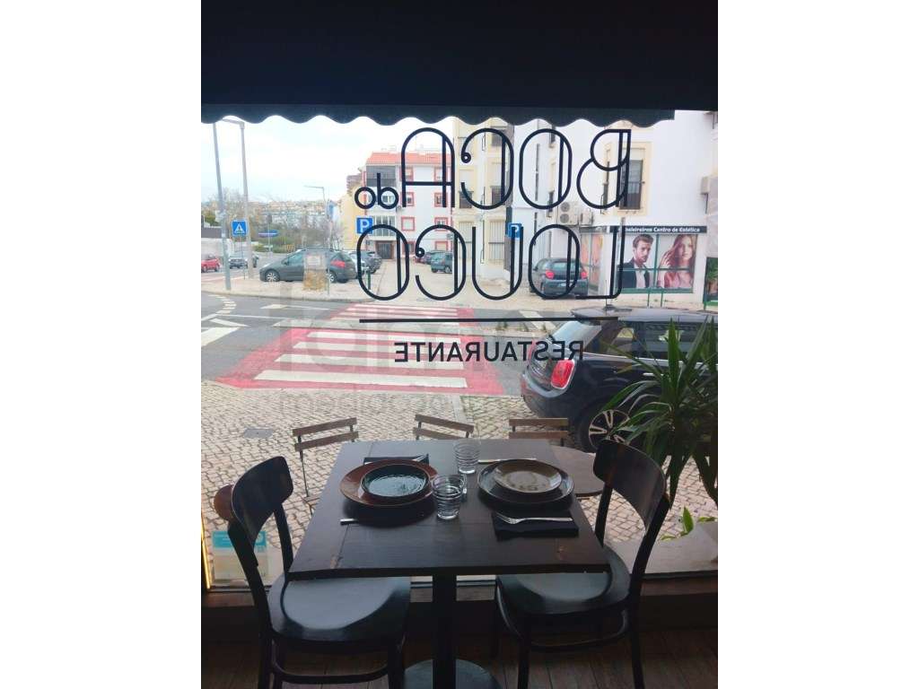 OPORTUNIDADE EXCLUSIVA Trespasse de Restaurante | Centro de Carcavelos-13